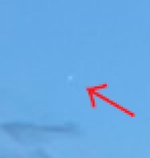 都内某所の上空に青い龍の光が現れた写真03に映った星の拡大写真