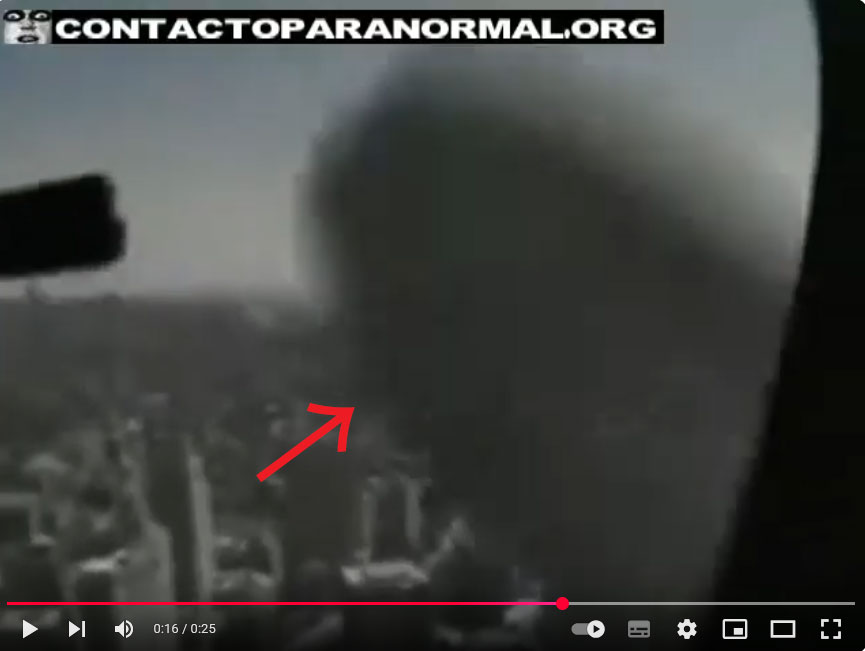 2000年にニューヨークのツインタワーで撮影されたUFO動画