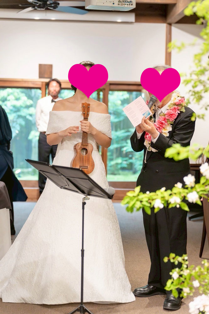 結婚式の様子。新婦様とお祖父様。